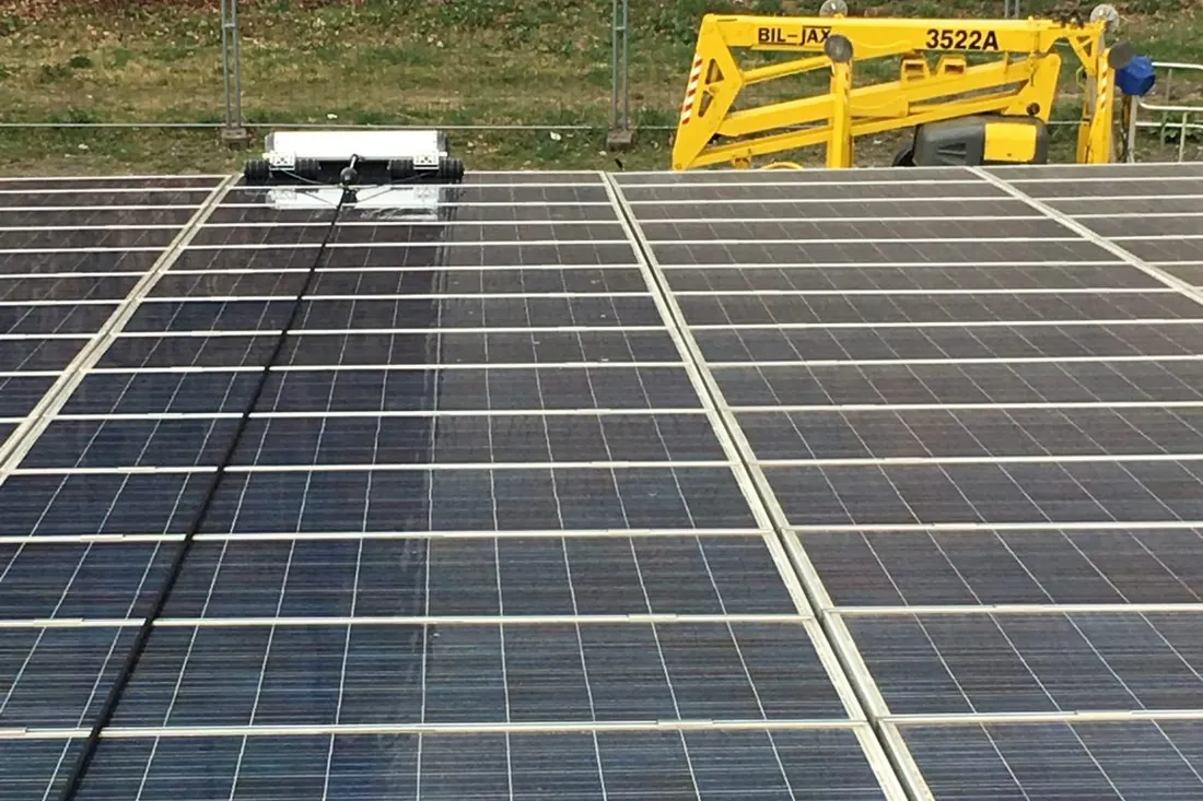 Photovoltaik-Reinigung — Referenzprojekt in Rhönblick