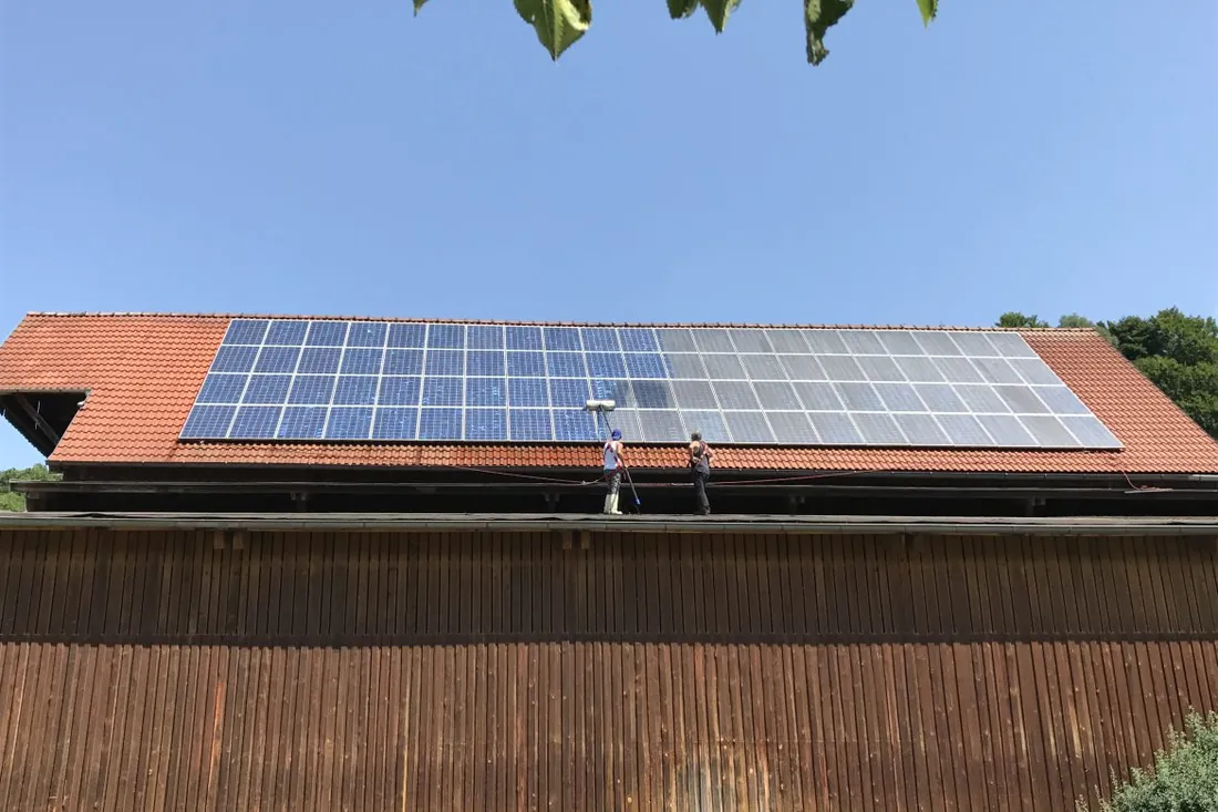 Photovoltaik-Reinigung — Referenzprojekt in Kreis Amberg
